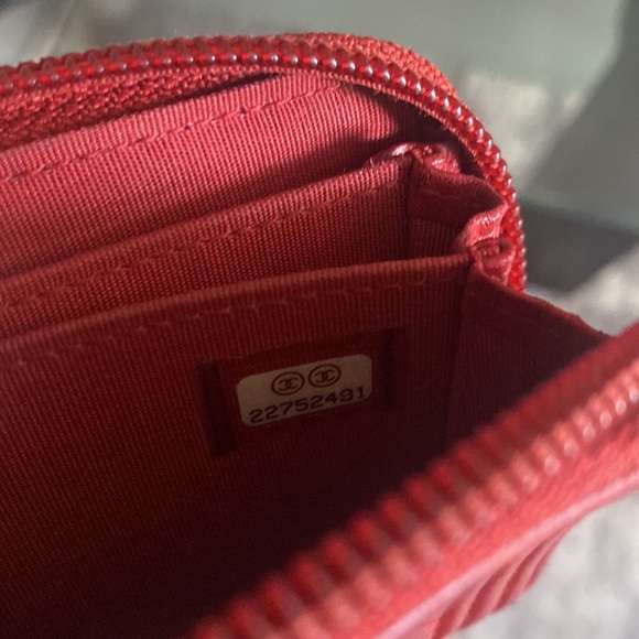 CHANEL 🇫🇷Rouge Lambskin Wallet💋 - Picture 5 of 5